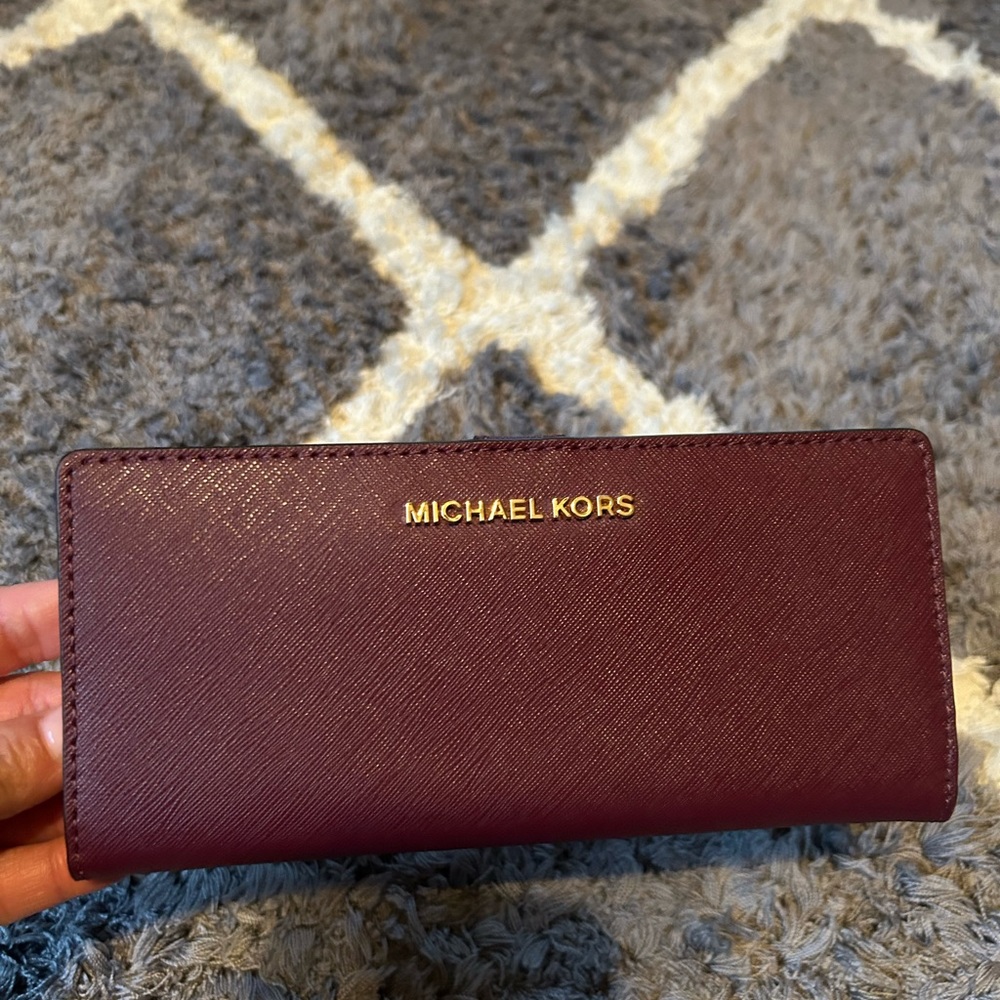 Michael Kors Snap Wallet